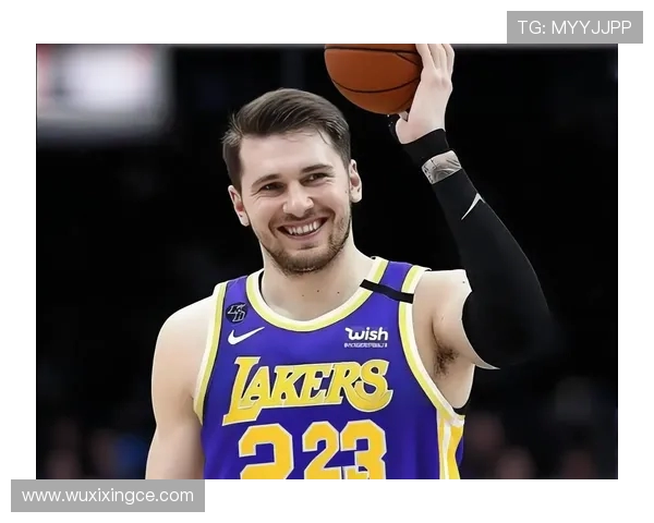 东契奇狂砍73分刷新现役最高纪录独行侠成功终结太阳11连胜辉煌